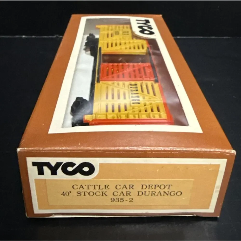 Tyco 935-2 Durango KC 40394 HO Scale Livestock Cattle Car Electric Train Yellow